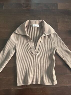 Aritzia Babaton Taupe Ribbed V-Neck Sweater